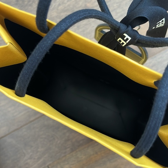 Fendi Shopping Bag with Bow and Purse Charm - Picture 3 of 3